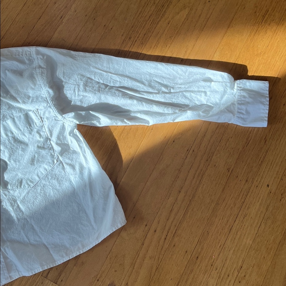 BR Cropped Button Up with Pocket - Picture 3 of 7